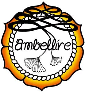 Logo d'Ambellire orange jaune et noir, mandala représentant le chakra sacré avec la corde du macramé, un lunalome et deuc feuilles de gingko biloba